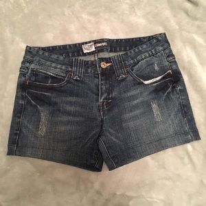 Size 24 guess shorts
